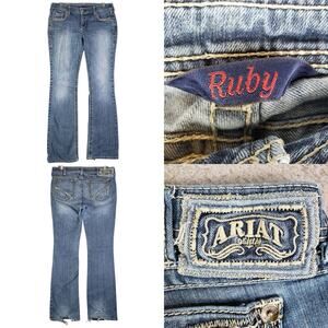 Ariat Ruby Jeans Women's Size 31L Distressed Heel Wear Flaw 5-Pocket